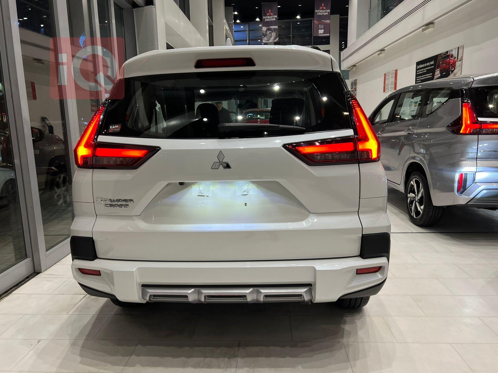 ميتسوبيشي إكسباندر كروس